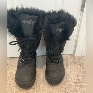 Cougar Lace-Up Snow Boots with faux fur, blk, Size 6M
